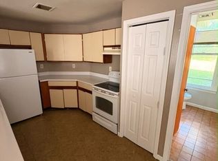 47 Carroll St #B, Poughkeepsie, NY 12601