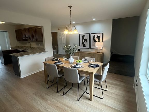 3rd image of 550 Riverside Dr #502