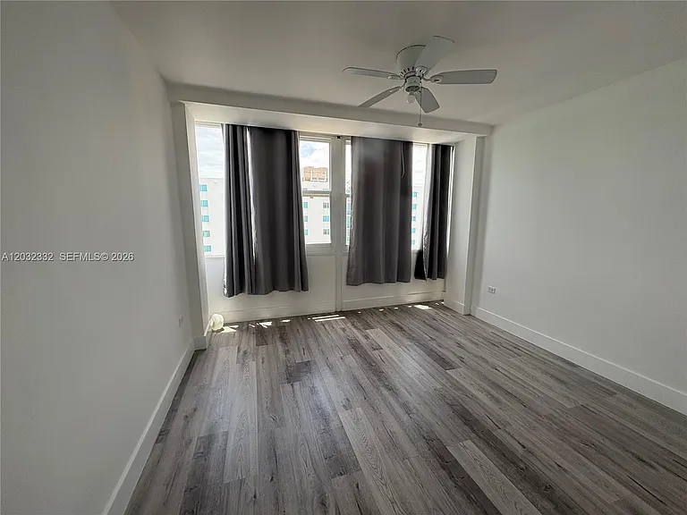 7545 E Treasure Dr #9H — Photo 36