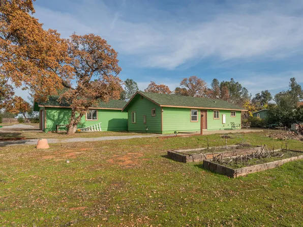 17776 Chester Ln, Anderson, CA 96007