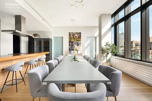 Sold by Sotheby's International Realty | media 42