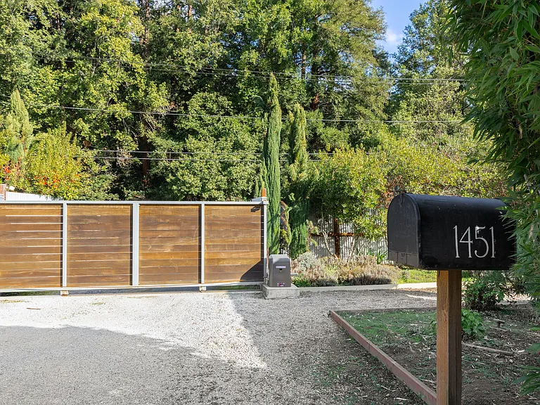 1451 Branciforte Dr — Photo 44