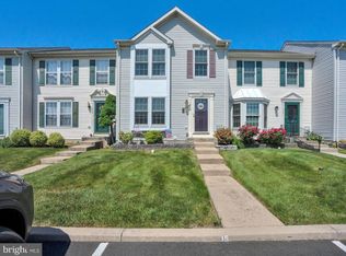 1215 Hunter Ln, Perkiomenville, PA 18074