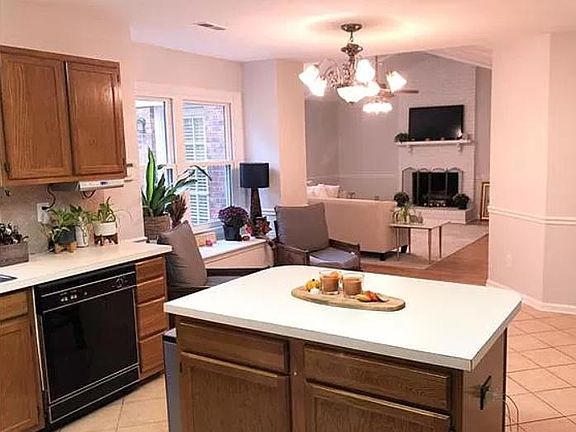 4th image of 6010 Hickory Forest Dr
