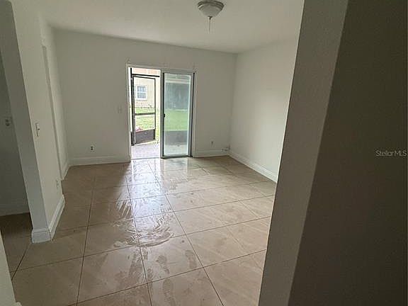 5th image of 9800 Turf Way APT 1