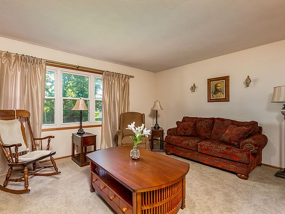 2nd image of 20 Buysse Dr