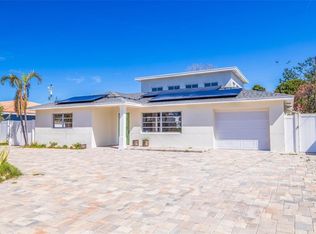 233 45th Ave, Saint Pete Beach, FL 33706