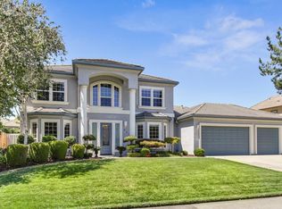 957 Lake Front Dr, Sacramento, CA