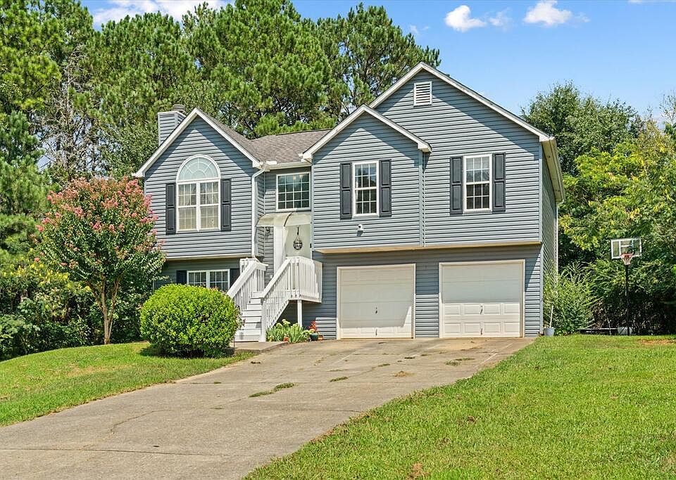 1st image of 678 Shawn Ln