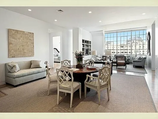 Sold by Stribling | media 9