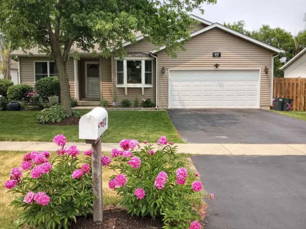 512 8th Ave, Marengo, IL 60152