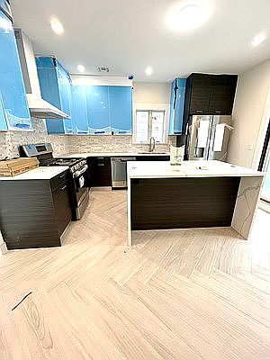 5th image of 1915 E 16th St #1
