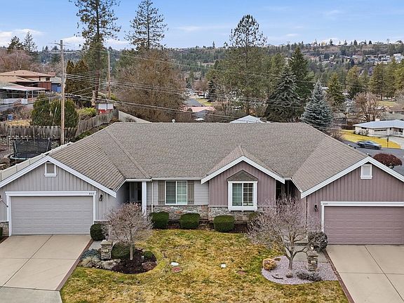 3rd image of 8103 N Calispel Ct