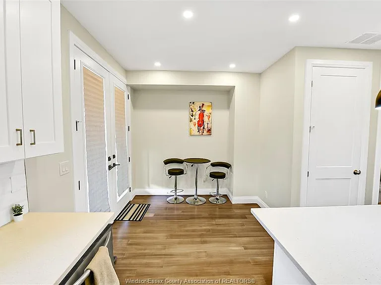 955 Walker Rd — Photo 34