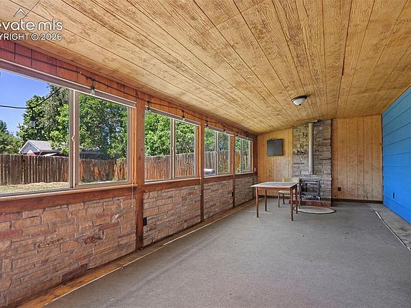 4th image of 1308 De Reamer Cir