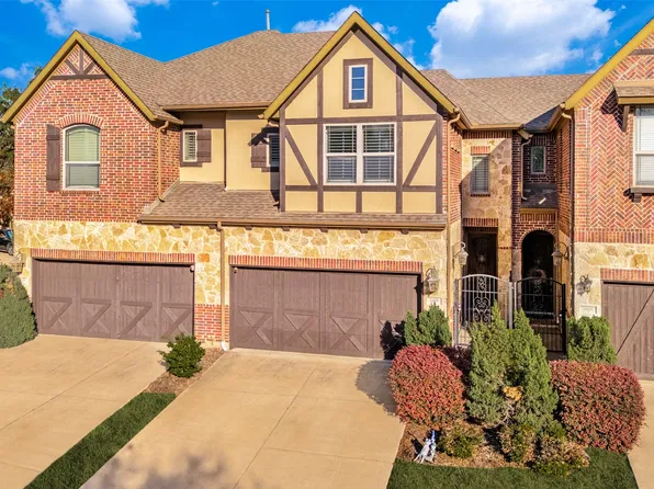 1606 Brook Grove Dr, Euless, TX 76039