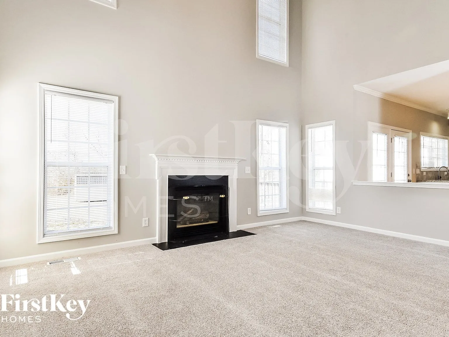 4 bed, 2.5 bath, 3008 sqft, $2,745 — Photo 3