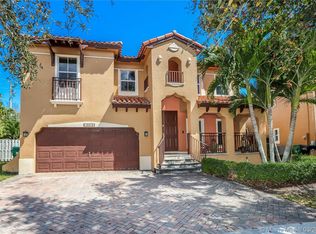 15015 SW 26th Ter, Miami, FL 33185