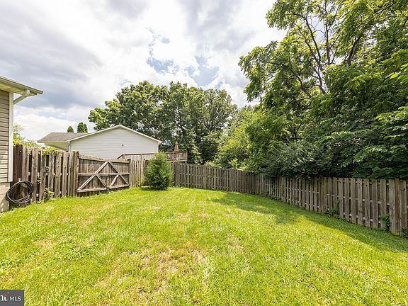 2nd image of 119 Summer Lake Dr