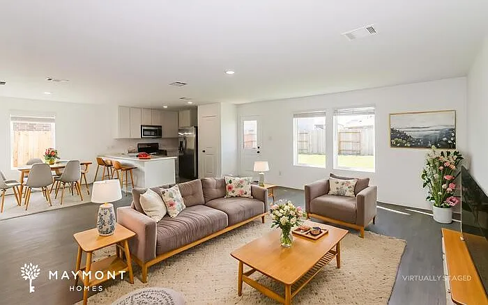 3053 Fantasy Terrace Dr — Photo 4
