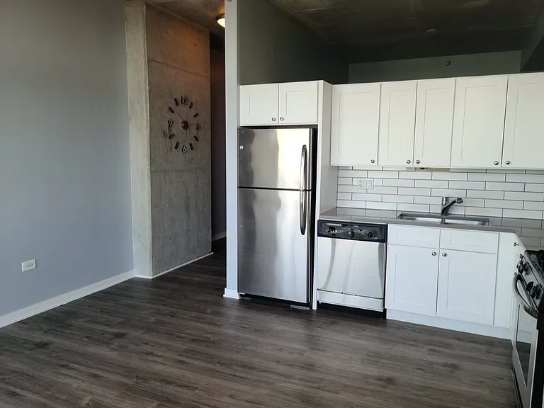 235 W Van Buren St #3309 — Photo 2