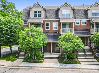 3078 Barclay Way, Ann Arbor, MI 48105