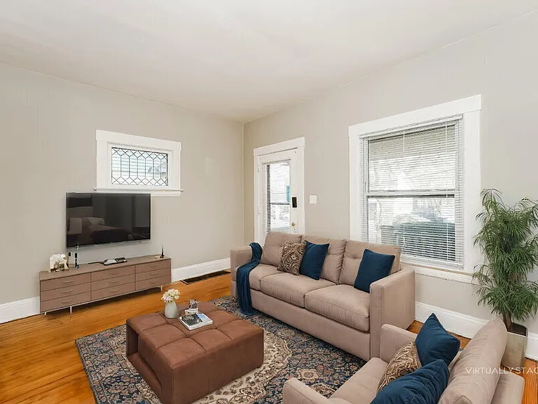 4105 Cypress Ave — Photo 2