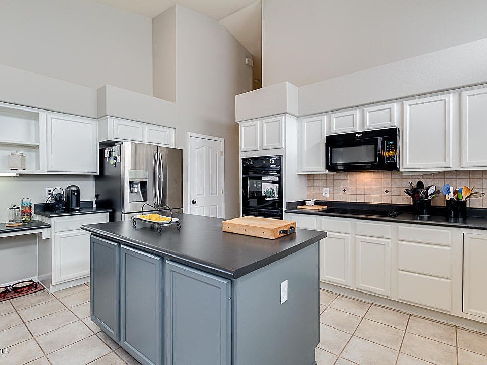 1st image of 311 N Kenneth Pl