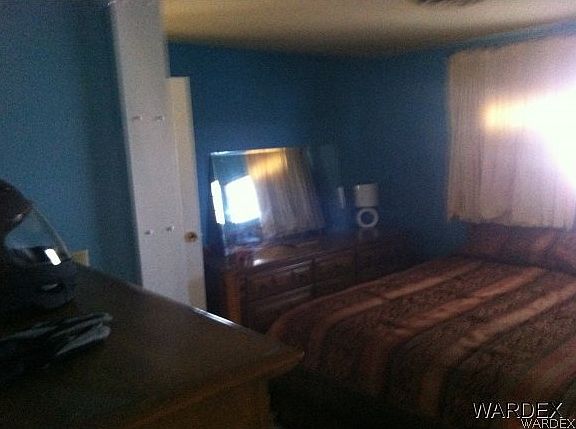 5th image of 556 N Silver Lane