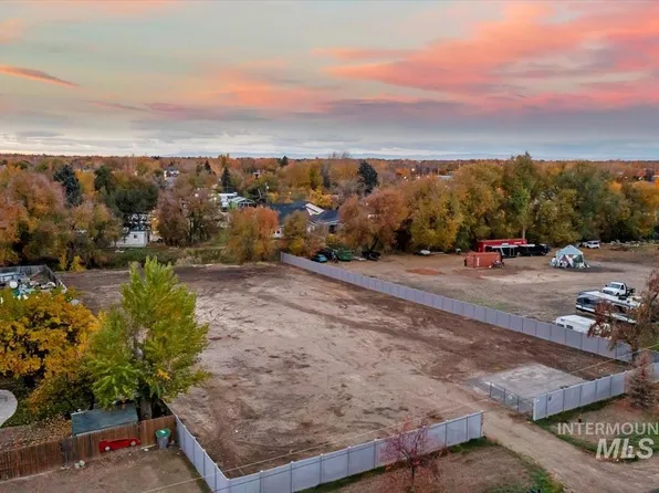 10201 W Shields Ave, Boise, ID 83714