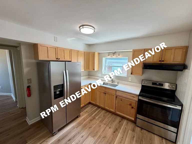 6857 Julian Ave — Photo 5