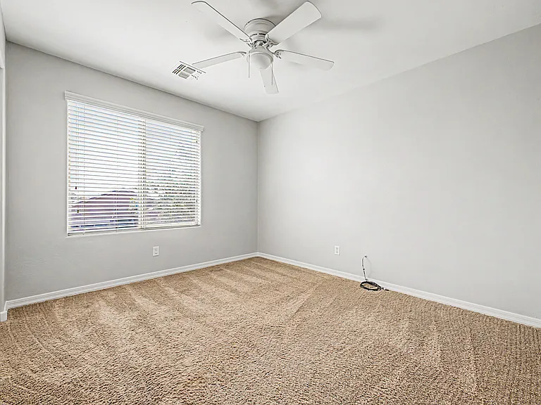 25392 W Carson Dr — Photo 16