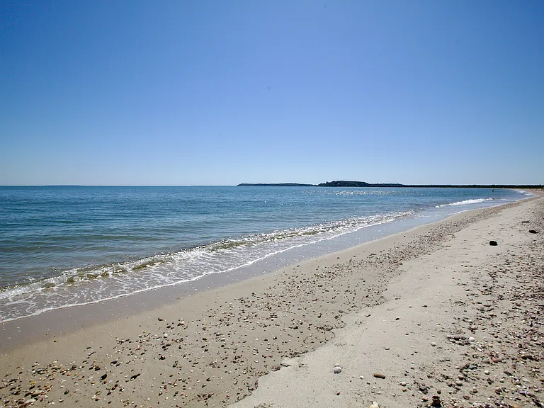 36 Gardiners Bay Dr — Photo 35