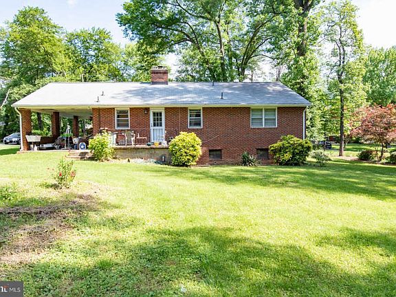 4th image of 8729 Cherry Dr