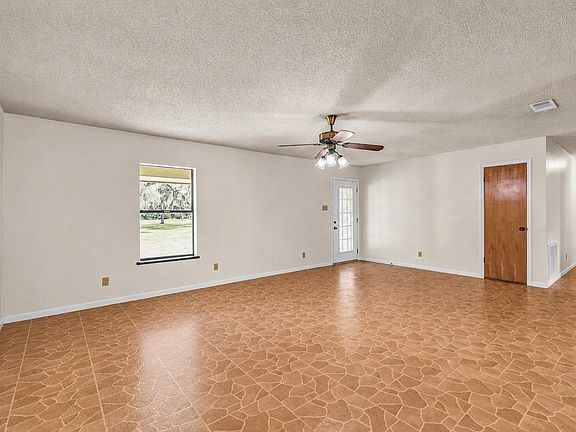 4th image of 6192 County Road 803