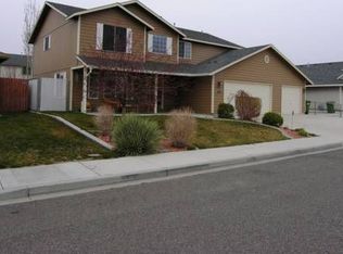 8307 Wrigley Dr, Pasco, WA