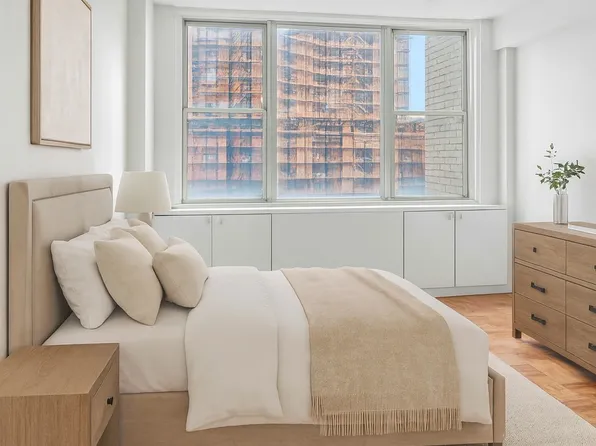 175 East 62nd Street image 7 of 11