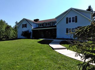 9851 Tonawanda Creek Rd, Clarence Ctr, NY 14032