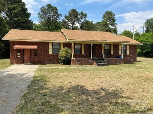 914 Cliffdale Dr, Laurinburg, NC 28352