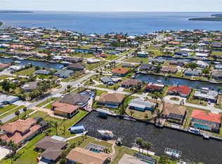 108 Peckham St SW, Pt Charlotte, FL 33952