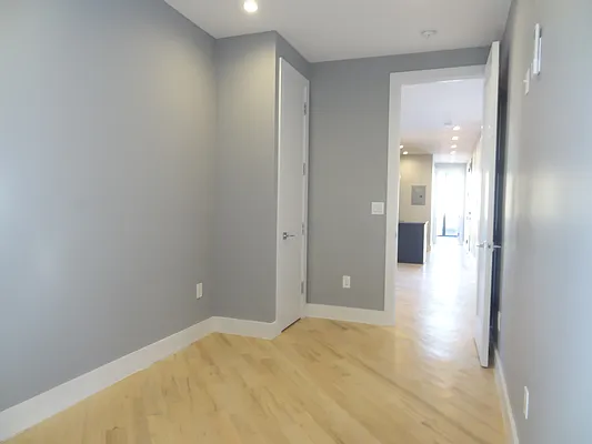 Rented by Lofts and Flats LLC | media 75