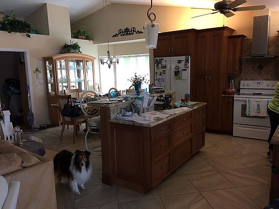 5th image of 1521 Prospect Dr