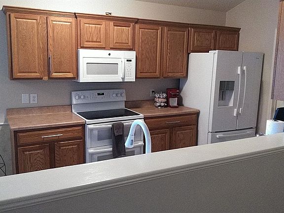 4th image of 503 N Iola Ave
