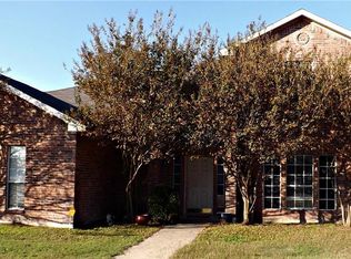 711 Hill Meadow Dr, Midlothian, TX 76065