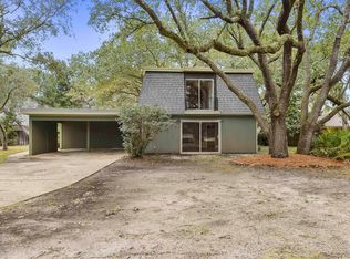 100 Braeburn Dr, Ocean Springs, MS 39564