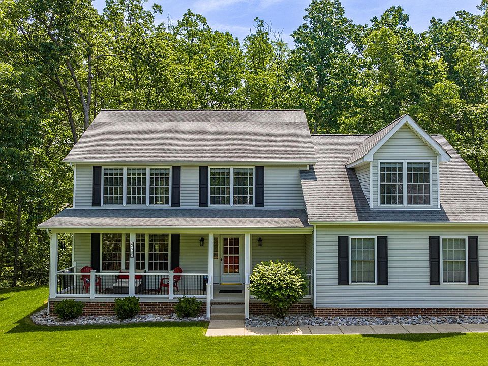 1st image of 45755 Hollow Ln