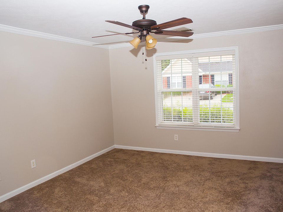 1st image of 4010 Oellerich St
