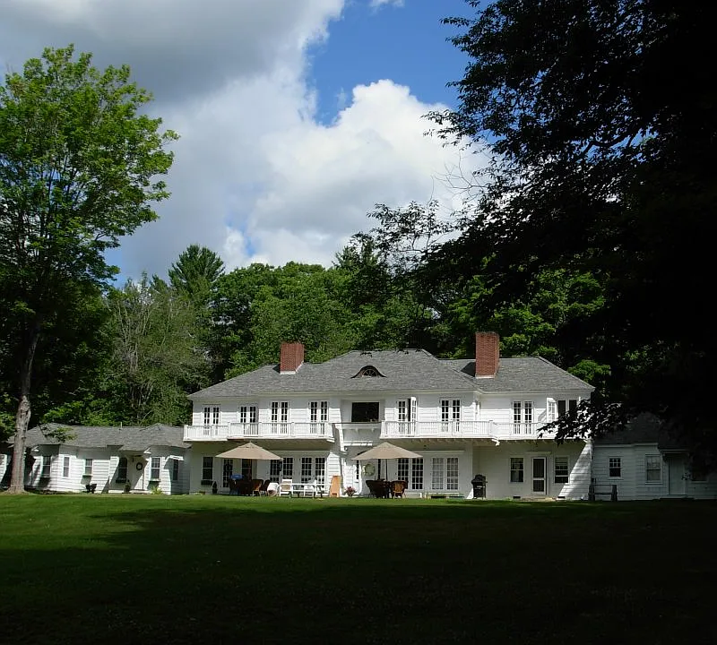 28 Laposa Dr
