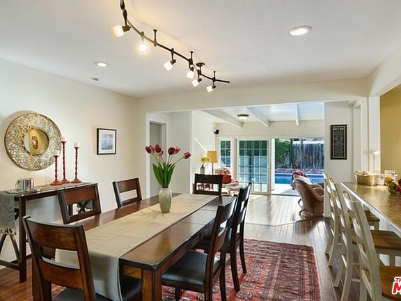 5th image of 4842 Strohm Ave