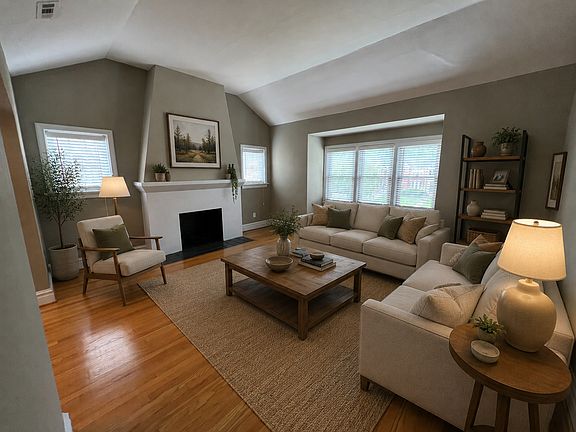 4th image of 7311 Pershing Ave APT 1E